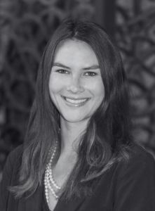 Carolyn Yvellez Headshot